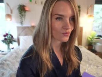 phoenix_taylor chaturbate stream image