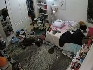 voyeurcam-hornyhostel-02 camsoda stream image