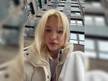 Cristi-Candy bongacams stream image