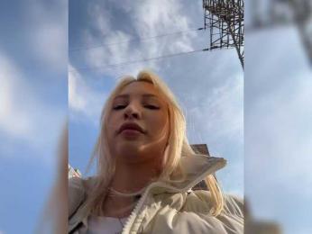 Cristi-Candy bongacams stream image