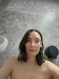 The_Snowwhitee stripchat stream image