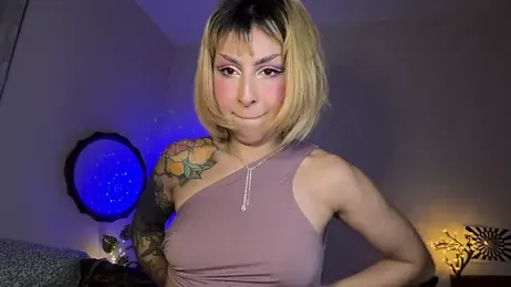 Cinamoonn stripchat stream image, 18.03.2026 18:50
