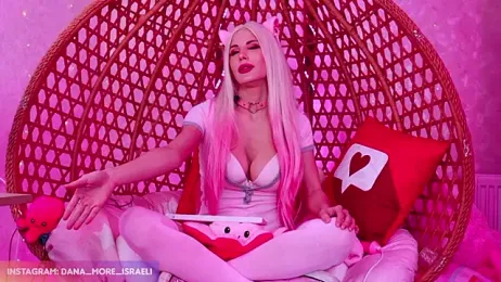 dana_more stripchat stream image