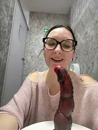 The_Snowwhitee stripchat stream image