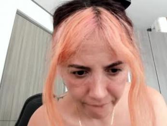 vanandjuani chaturbate stream image