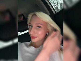 Cristi-Candy bongacams stream image