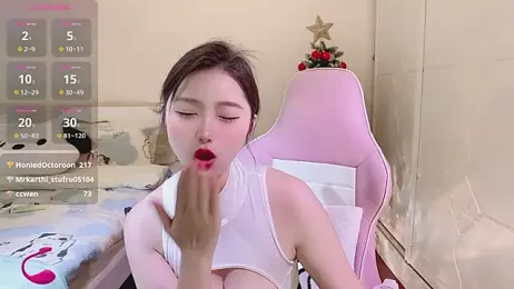 Dennielle- stripchat stream image