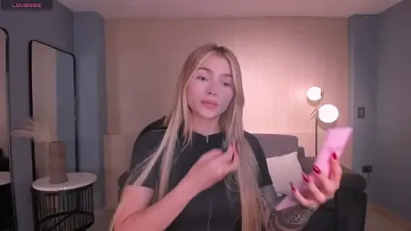 LexieWayne stripchat stream image