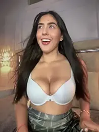 Sofia_Collins- stripchat stream image