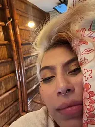 YunoRose_ stripchat stream image, 23.04.2026 03:20