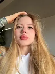 curchez_ stripchat stream image, 05.05.2026 20:50