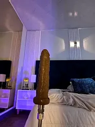 MollyCruz stripchat stream image, 11.05.2026 12:30