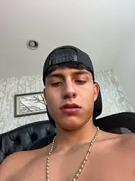 Lander_Cruz stripchat stream image, 25.05.2026 20:50