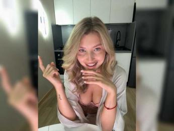 sweetpeach77 bongacams stream image