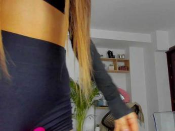 Fancy-t33n bongacams stream image