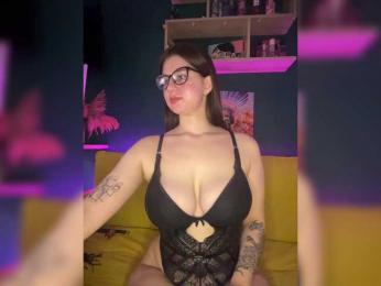 Maalaaa15 bongacams stream image