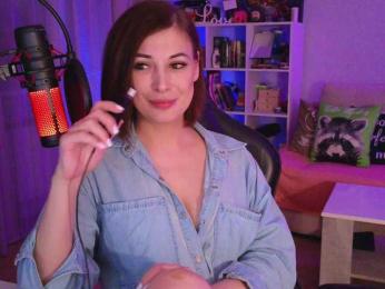 LadyLLS bongacams stream image