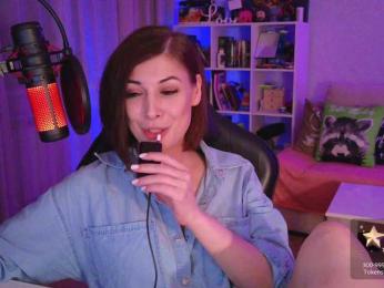 LadyLLS bongacams stream image