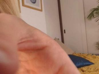 Pinkie-Pie bongacams stream image