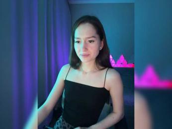 whiteTEA bongacams stream image