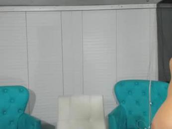 cuteanddesesperate chaturbate stream image