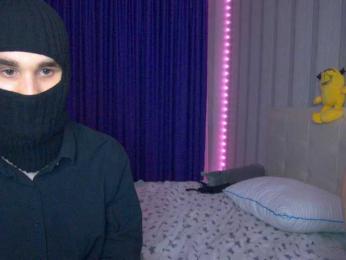 hollyJoys bongacams stream image