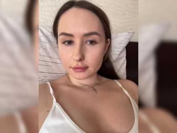 PLEELUS bongacams stream image