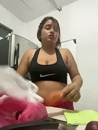 perlita05 stripchat stream image