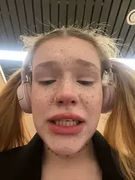 Honey___Hot stripchat stream image