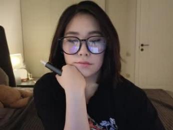 ki_mi chaturbate stream image