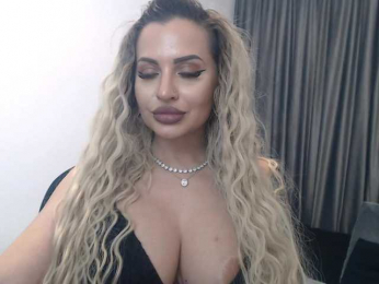 lovelyblondyx bongacams stream image