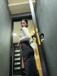 _MiaQueen_ stripchat stream image