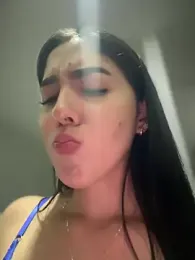 Sofia_Collins- stripchat stream image