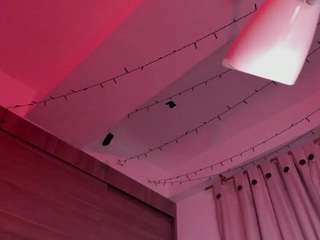 emilyhick camsoda stream image