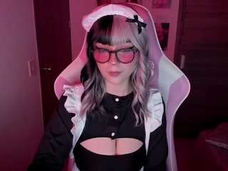 emilyhick camsoda stream image