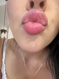 Sofia_Collins- stripchat stream image