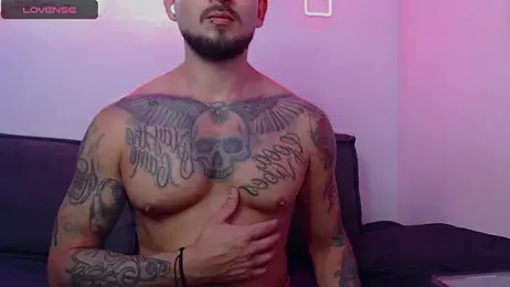 marco_allison01 stripchat stream image