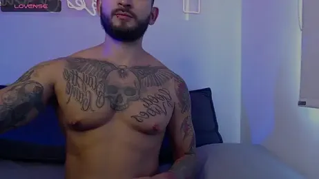 marco_allison01 stripchat stream image