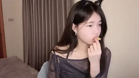 Qaz42799 stripchat stream image