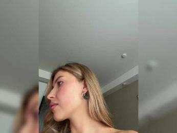 sweetpeach77 bongacams stream image