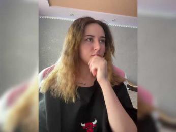 Unearthly bongacams stream image