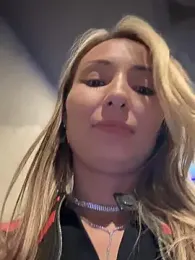 LetsFunKARINA stripchat stream image