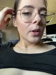 Viktoria_Marie stripchat stream image