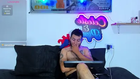 Bad_Couple_1 stripchat stream image