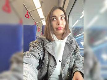 wlcm2talilia bongacams stream image