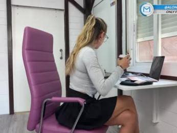 daily_stories chaturbate stream image