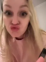 Teya_moon_ stripchat stream image