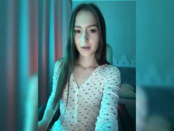 whiteTEA bongacams stream image