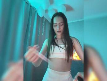 whiteTEA bongacams stream image