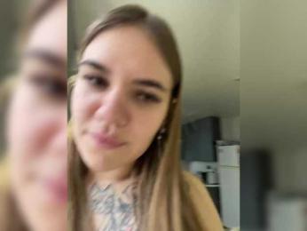 -Tiki-Riki- bongacams stream image